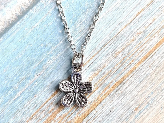 Antique Silver Daisy Flower Charm Necklace/Boho Jewellery/Boho Necklace/Nature Necklace/Flower Necklace/Floral Jewellery