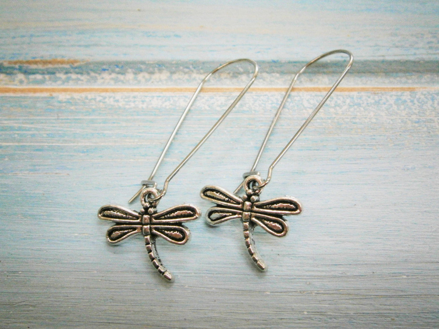 Antique Silver Dragonfly Charm Pendant On Stainless Steel Kidney Wire Earring Hooks/Dangle Earrings.