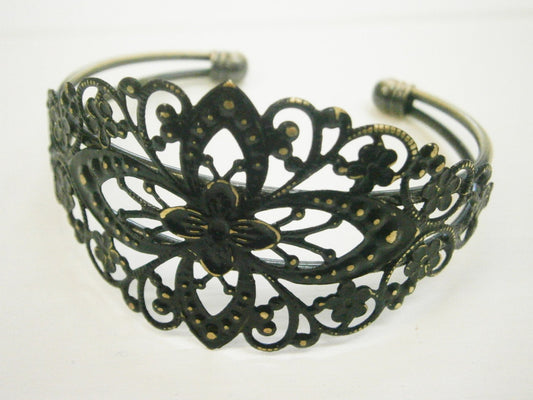 Black Patina Floral Antique Bronze Filigree Cuff Bracelet/Boho Bracelet/Nature Inspired Bracelet/Bridesmaid Bracelet/Shabby Chic Jewelry