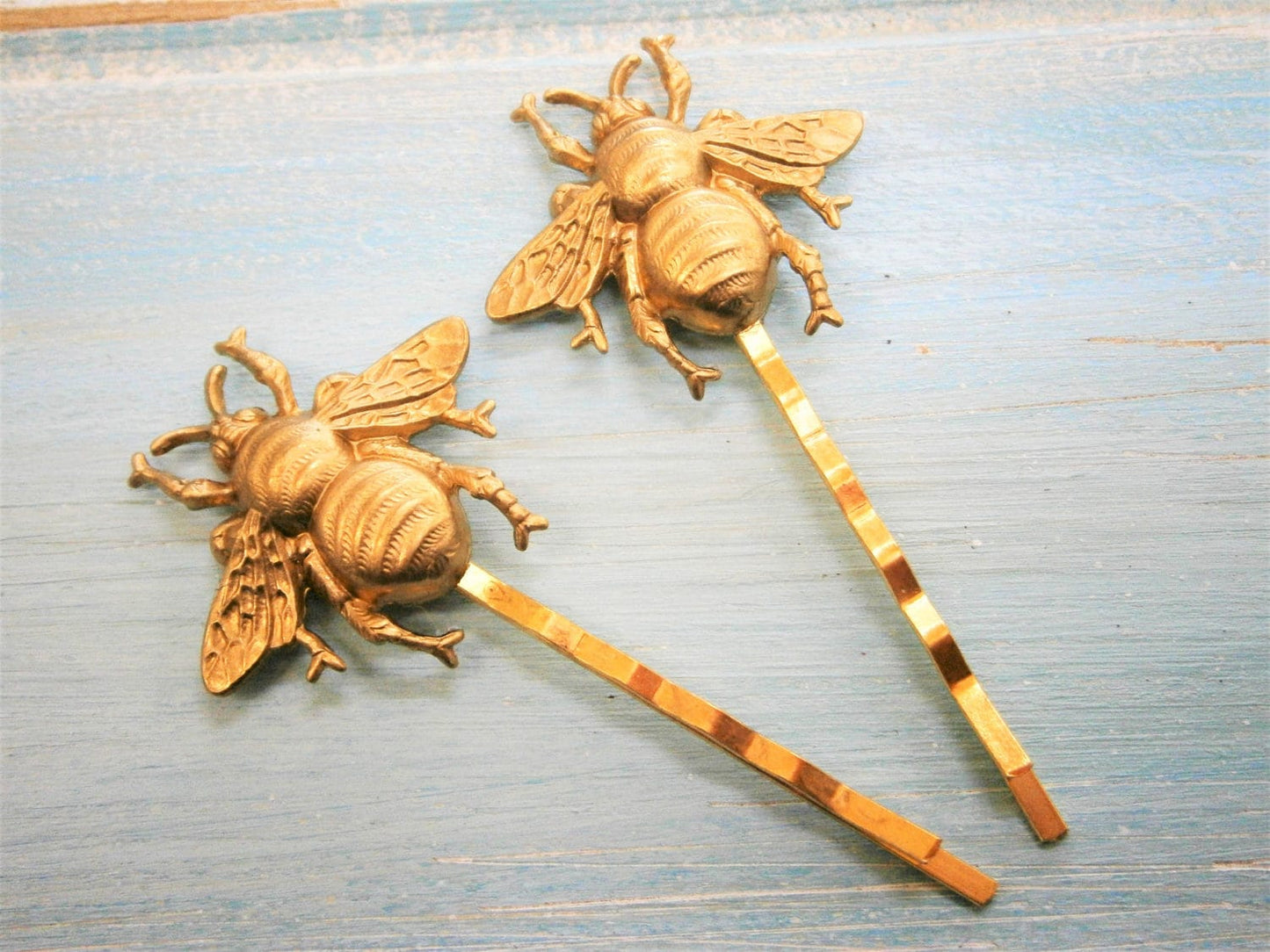 Bee Hair Pin Gold, Bumble Bee Bobby Pins, Bee Hair Clip, Bumble Bee Hair Pins, Bee Hair Clips, Woodland Hair Clip, Wedding Hair Accessories