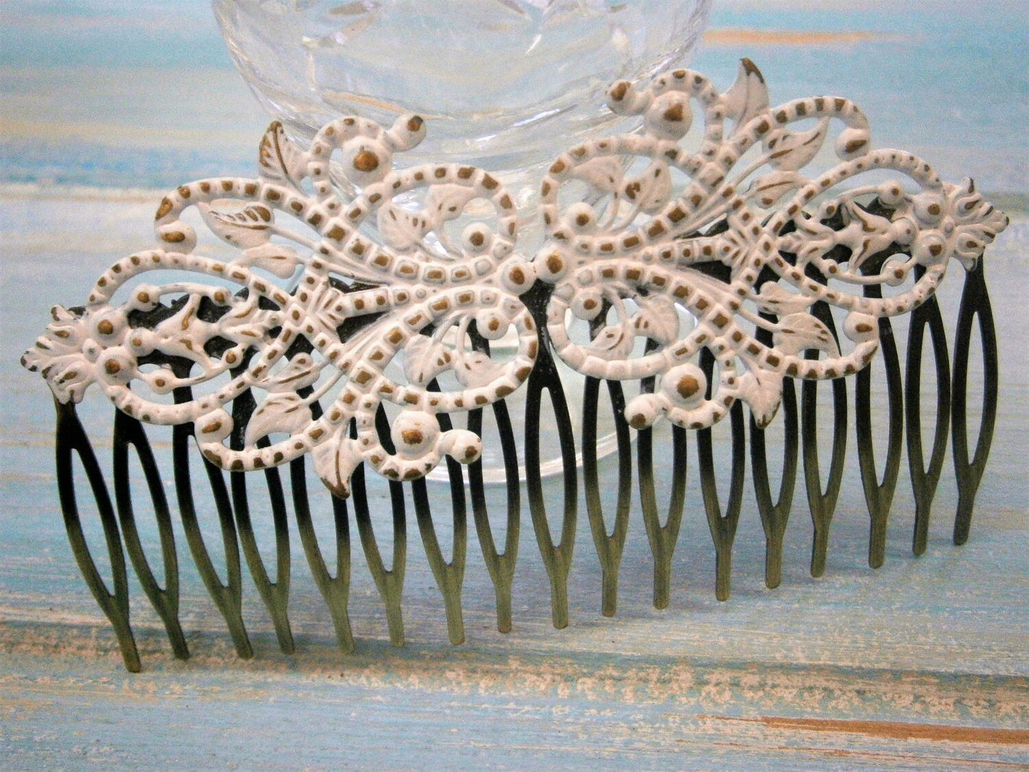 Large White Patina Filigree Lace Hair Comb - Vintage Inspired/Shabby Chic/Bohemian/Bridesmaids Gifts/Bridal Hair Accessory