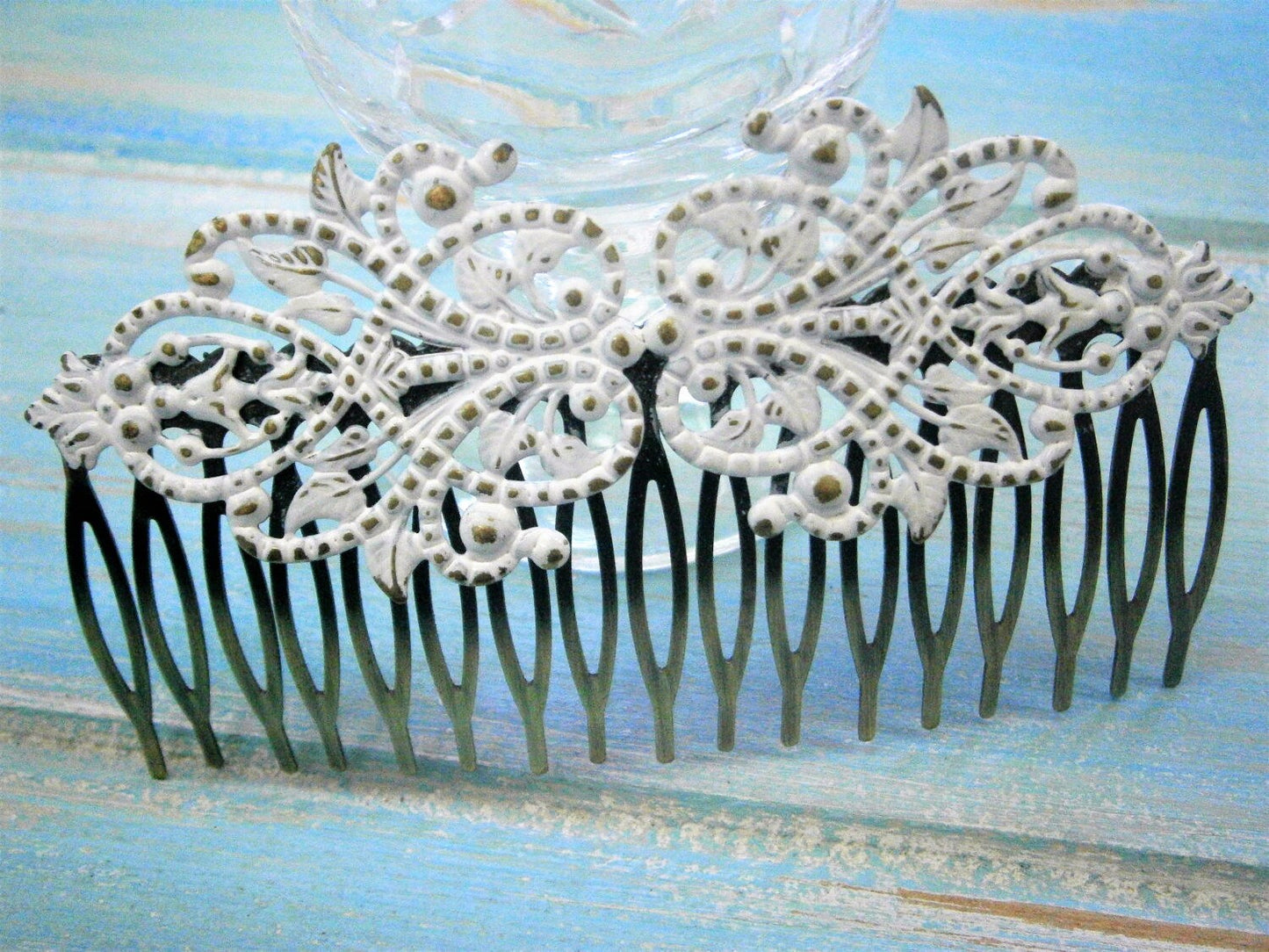 Large White Patina Filigree Lace Hair Comb - Vintage Inspired/Shabby Chic/Bohemian/Bridesmaids Gifts/Bridal Hair Accessory