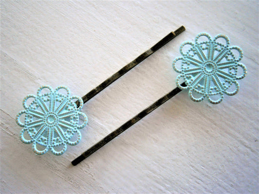 Mint Patina Large Filigree Daisy Antique Bronze Bobby Pins Set of 2/Hair Clips/Bohemian Hair Clips/Shabby Chic Hair Clips/Rustic Wedding