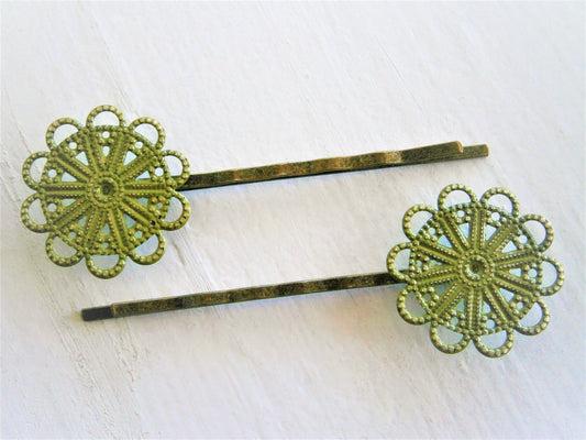 Olive Green Patina Large Filigree Daisy Antique Bronze Bobby Pins Set of 2/Bohemian Hair Clips/Shabby Chic Hair Clips/Rustic Wedding