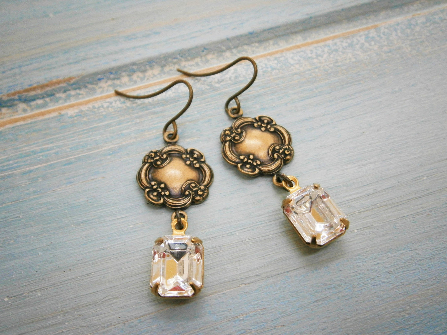 Bohemian Dangle Earrings/Vintage Glass Stone Dangle Earrings/Vintage Style Drop Earrings/Bohemian Jewelry/Boho Jewelry/Vintage Style