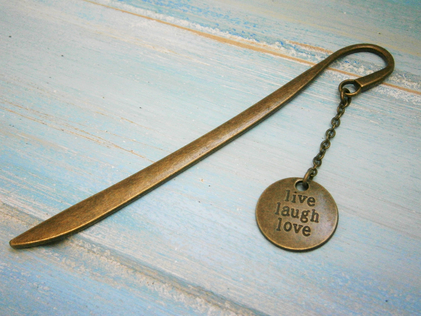 Bookmark with a Antique Bronze Live Laugh Love Disc/Book Lover Bookmark/Motivation Bookmark/Bookmarks for Books/Book Lover/Bookmark/Gift