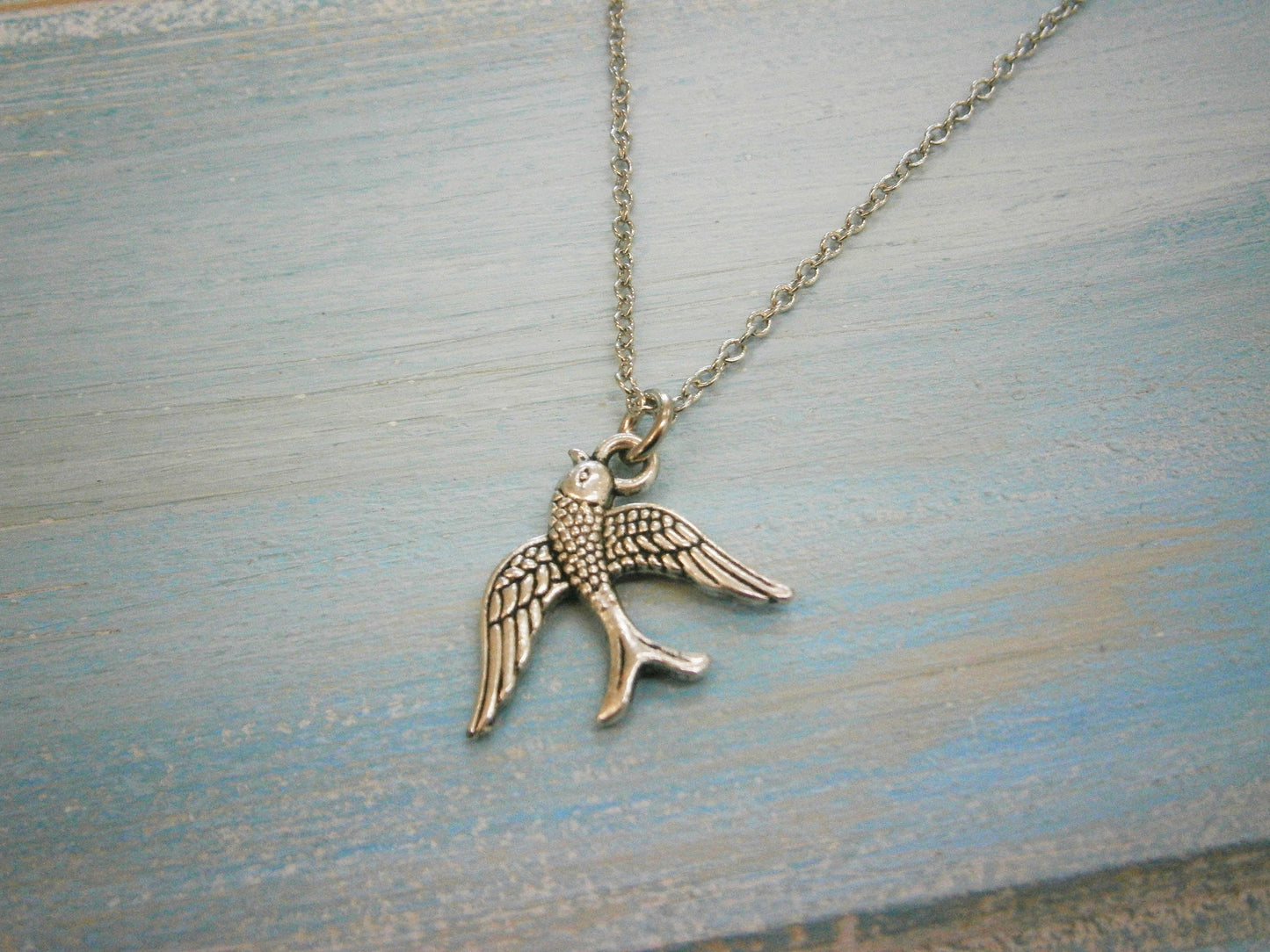 Antique Silver Small Bird Charm Necklace/Boho Necklace/Bridesmaids Gifts/Bird Necklace/Nature Necklace/Steampunk Jewellery/Bird Jewelry