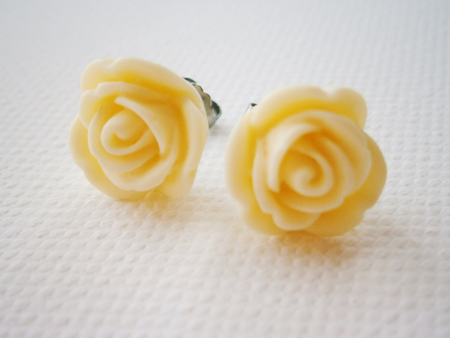 Cream 13mm Resin Rose Flowers set on Stainless Steel Hypo Allergenic Earring Posts/Stud Earrings.