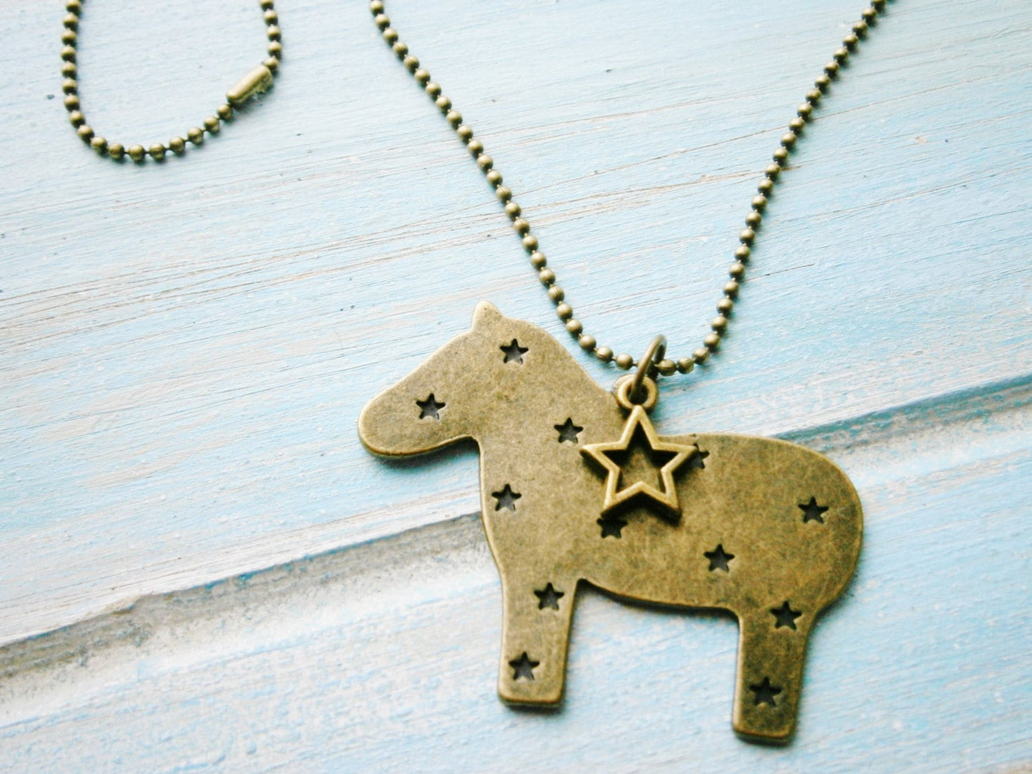 Antique Bronze Horse Necklace with Small Filigree Star Charm/Boho Necklace/Girls Necklace/Star Necklace/Animal Necklace/Horse Necklace