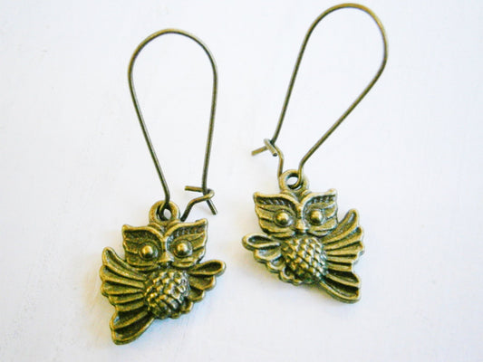 Antique Bronze Owl On Antique Bronze Kidney Wire Earring Hooks/Dangle Earrings/Boho Jewelry/Woodland Jewelry/Nature Inspired