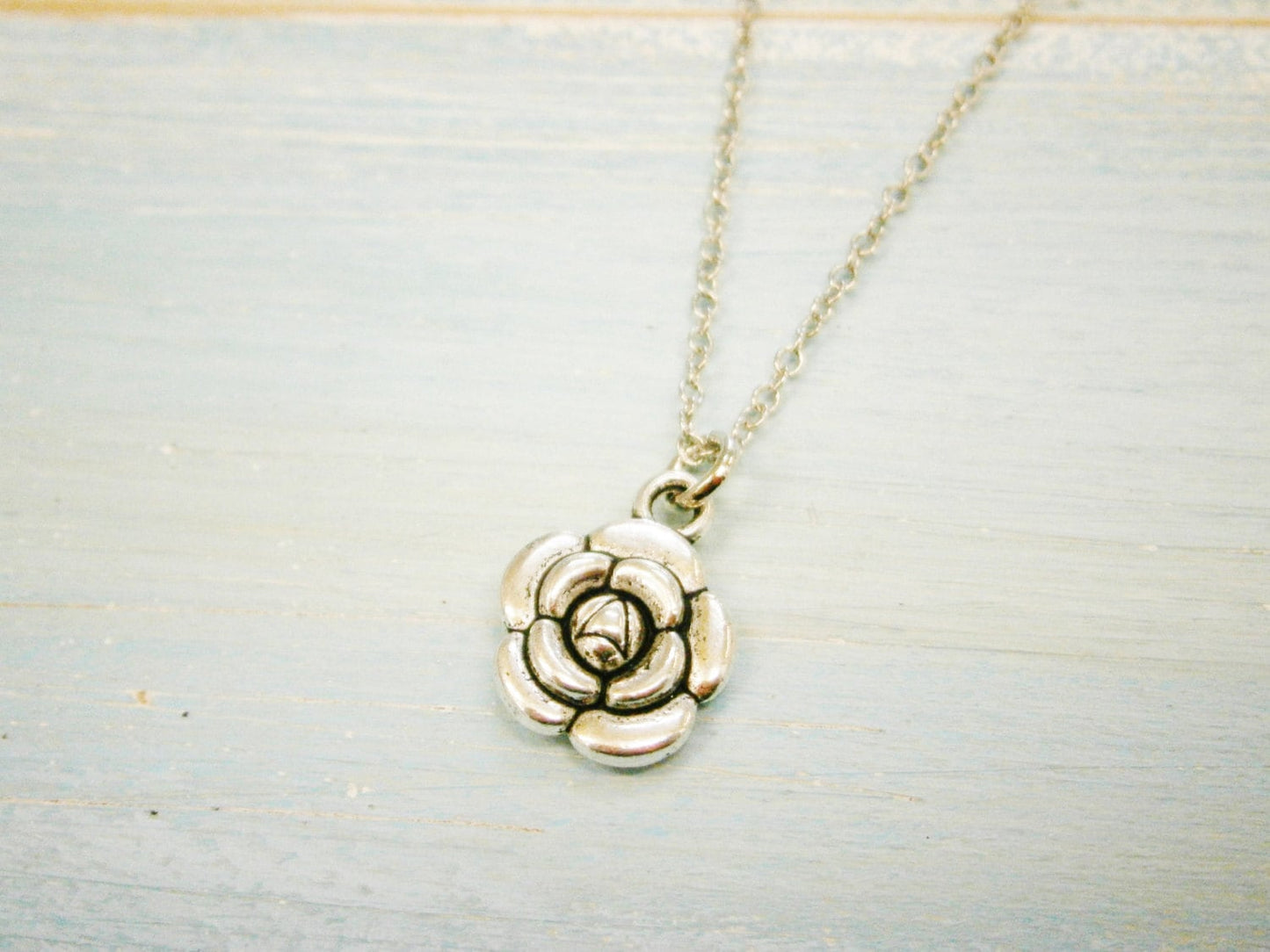 Antique Silver Flower Charm Necklace/Boho Necklace/Boho Necklace/Nature Necklace