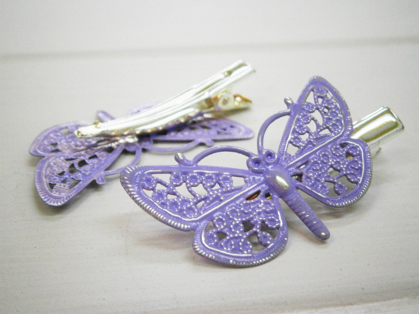 Lilac/Pale Purple Hand Painted Patina Silver Plated Butterfly Filigree Shabby Chic Alligator Hair Clip/Boho Hair Clip/Rustic Butterfly Clip.