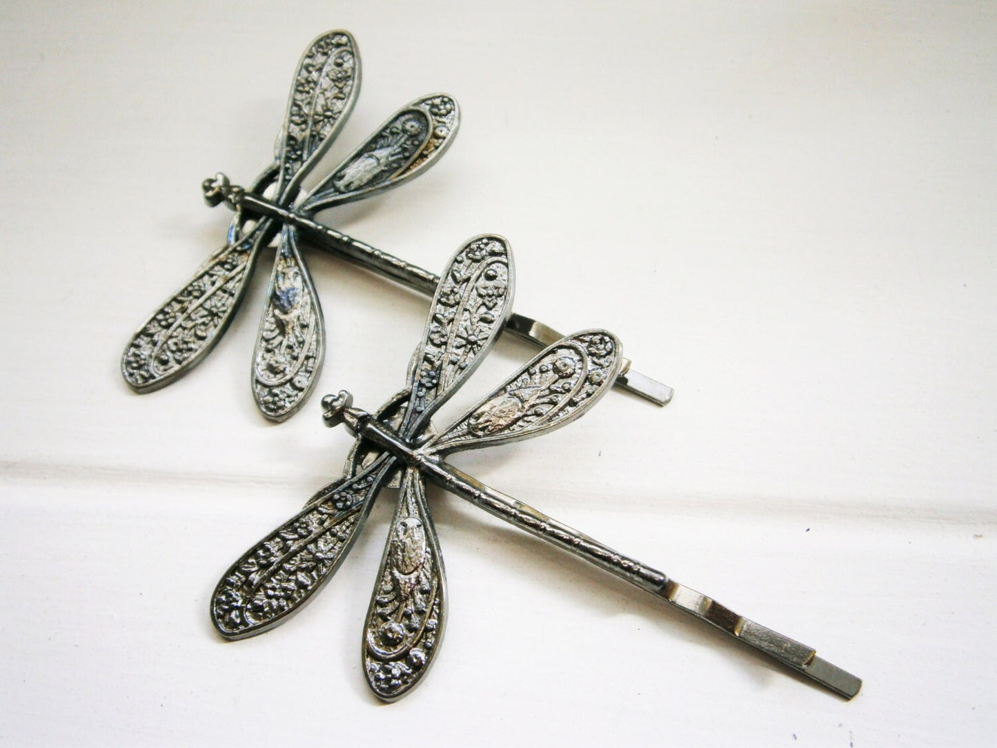 Gunmetal Black Plated Set of 2 Dragonfly Bobby Pins, Dragonfly Hair Clips, Boho Hair Clips, Boho Hair Accessories, Wedding Hair Accessories