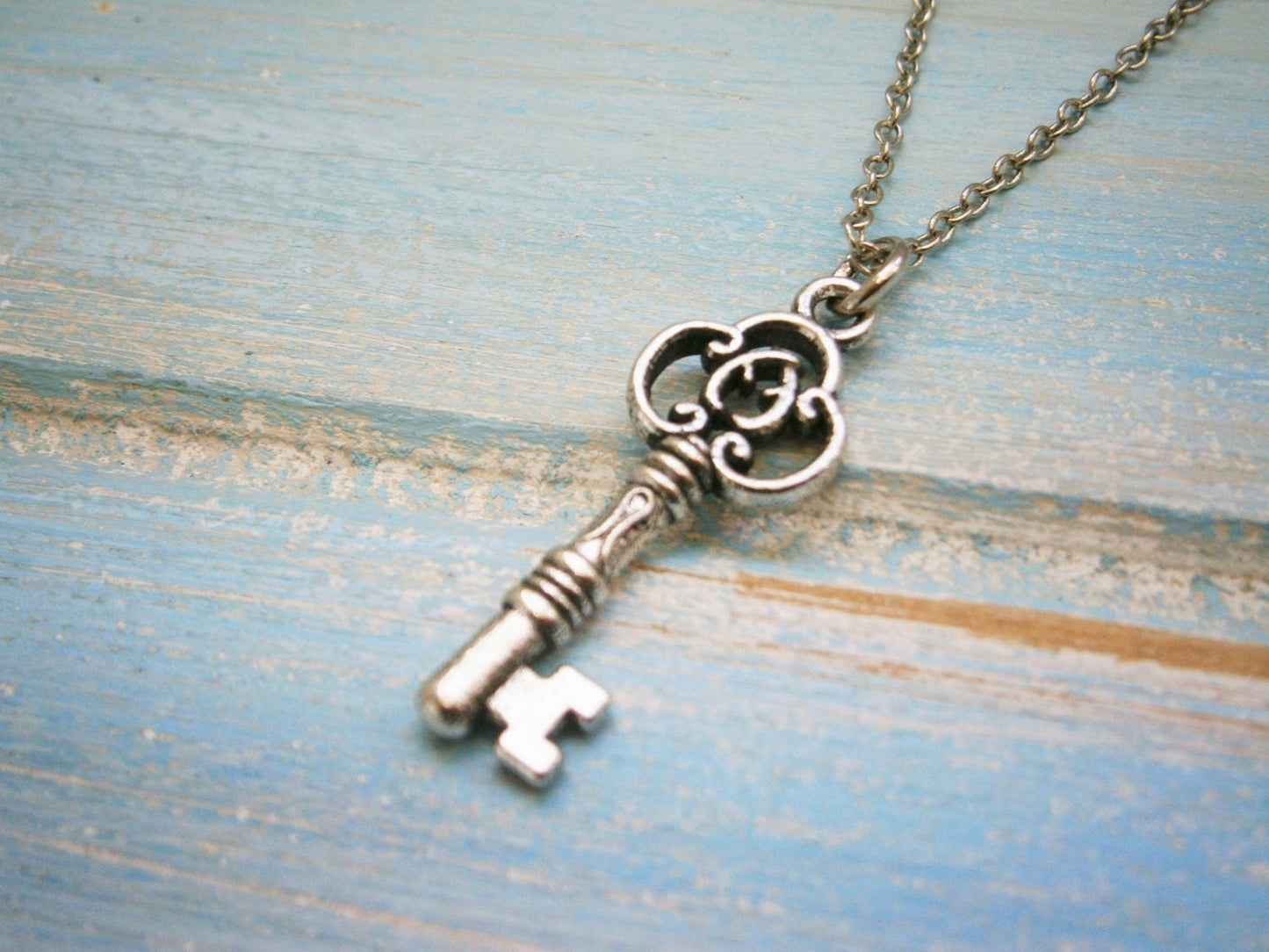 Antique Silver Small Filigree Key Charm Necklace/Boho Necklace/Bridesmaids Gifts/Key Necklace/Love Necklace/Steampunk Jewellery/Key Jewelry