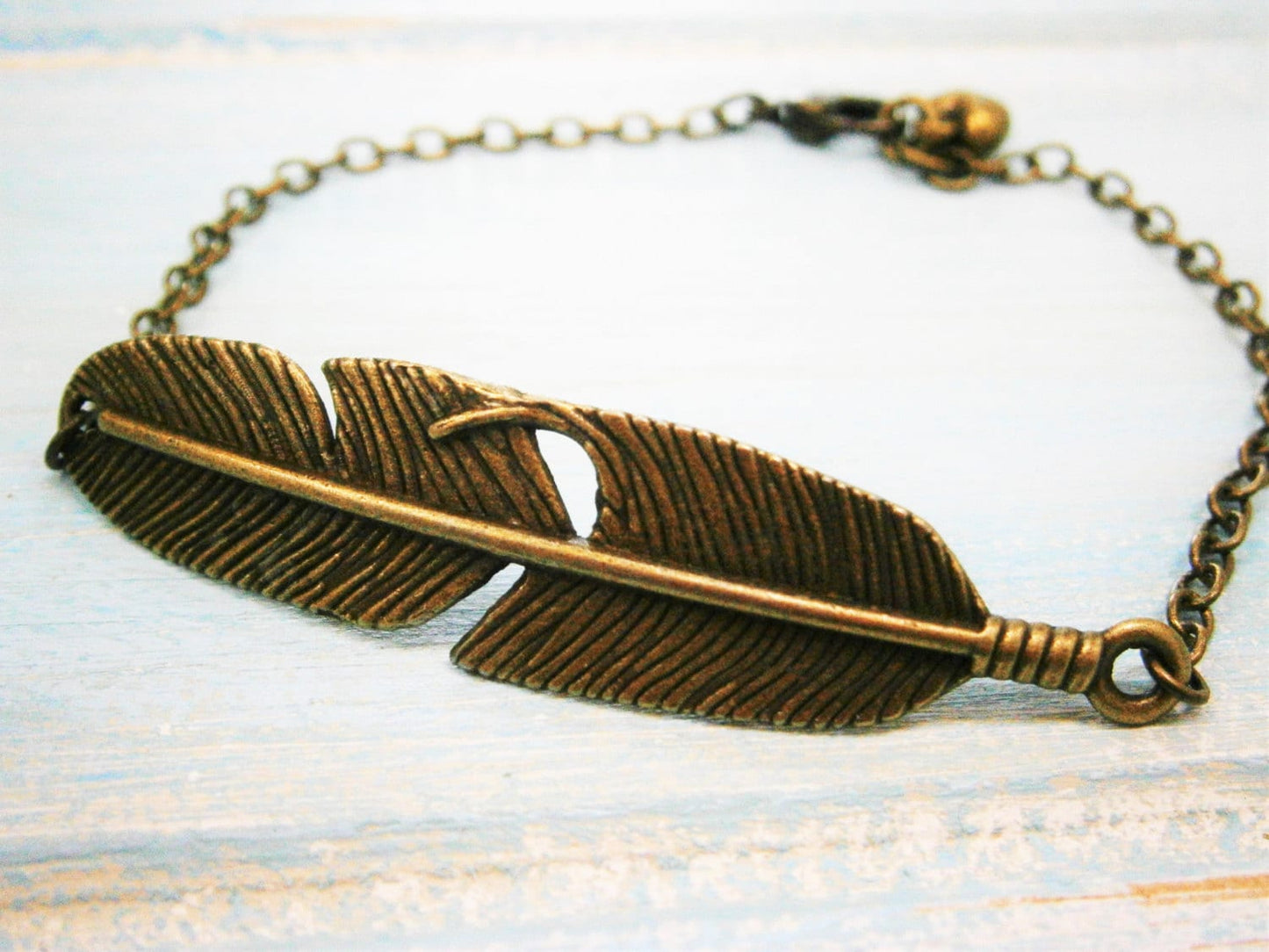 Antique Bronze Feather Bracelet/Boho Bracelet/Nature Inspired Bracelet/Woodland Jewelry/Bridesmaid Bracelet/Feather Bracelet/Bird Bracelet